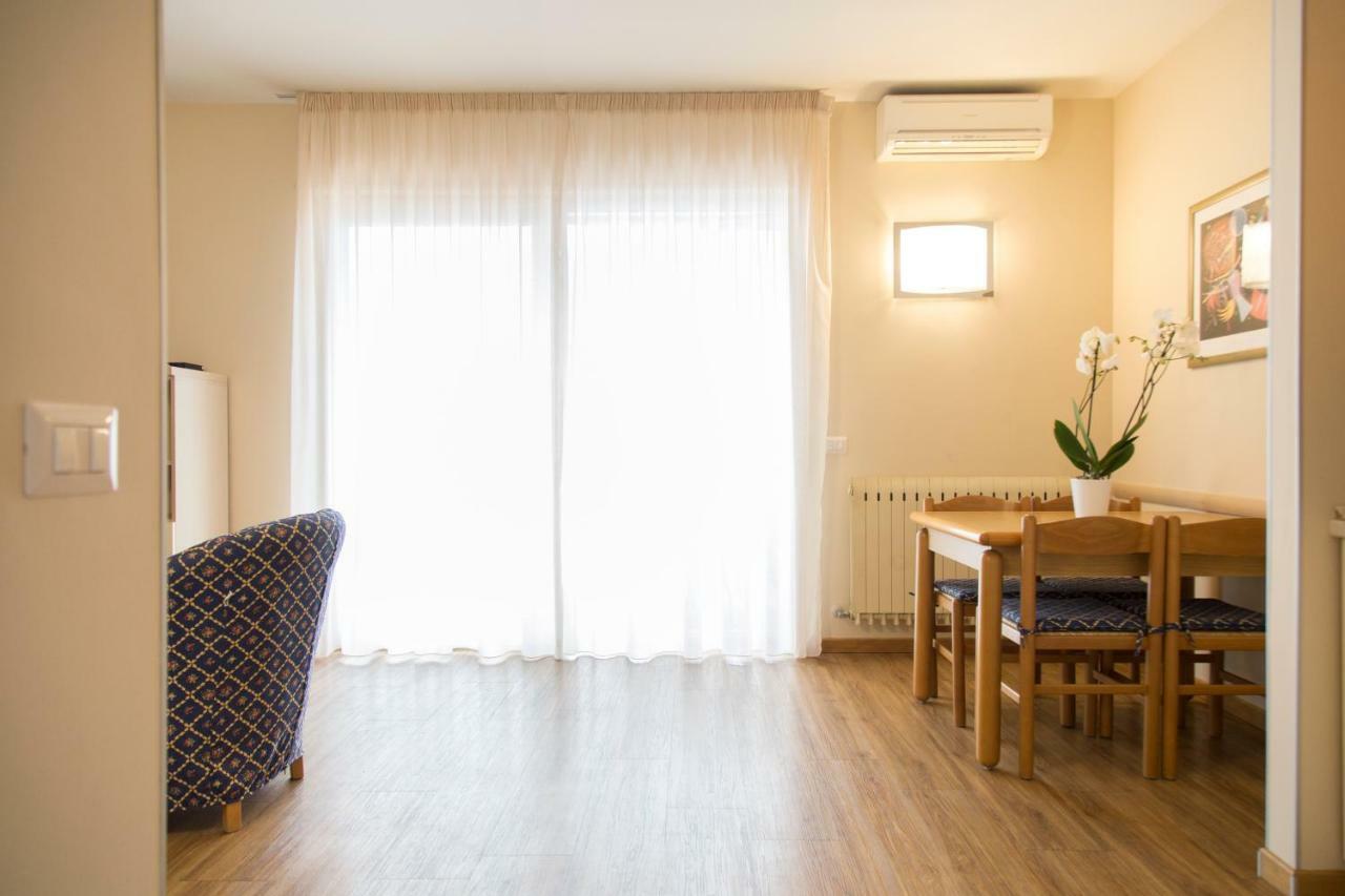 Residence La Madonnina 리몬네술가르다 외부 사진